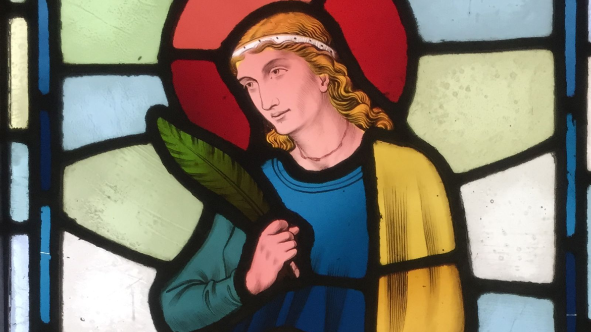 Esta santa de Gales “resucitó” luego de que un acosador le cortara la cabeza