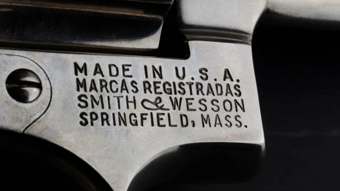 Religiosas demandan a Smith & Wesson: La acusan de facilitar tiroteos masivos