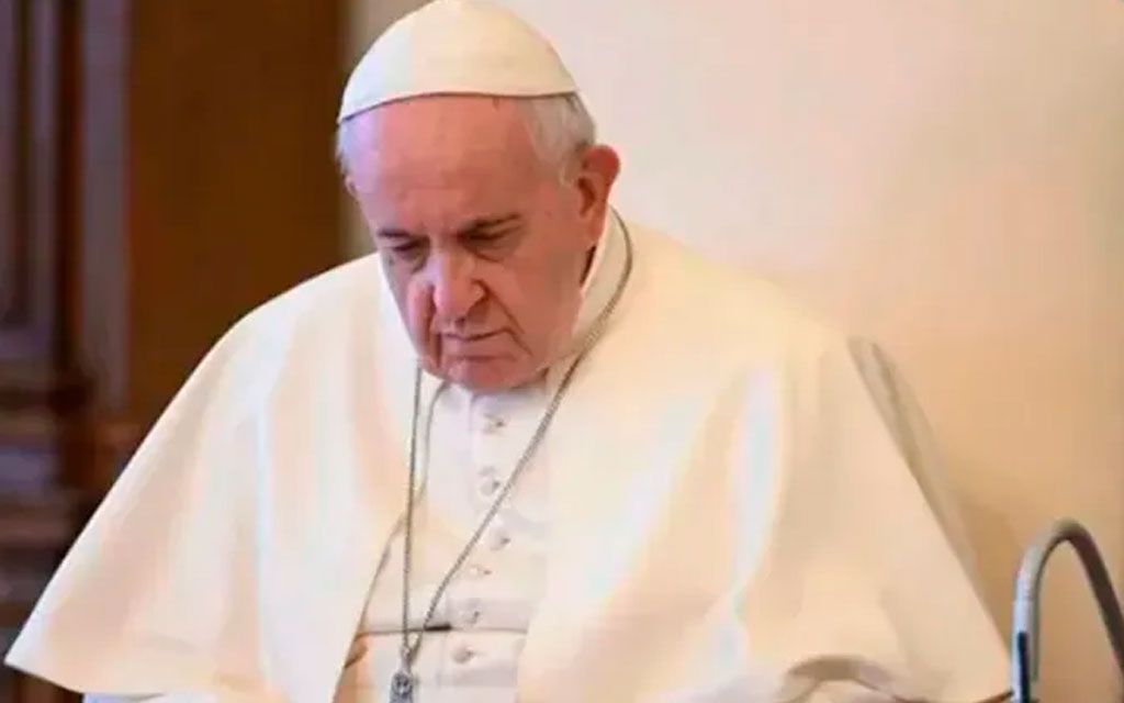 Papa Francisco pide respetar derechos humanos y rezar por el fin de las guerras por Navidad