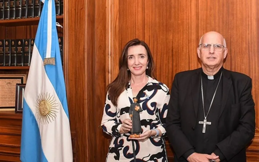 Obispo Castrense visitó a la nueva vicepresidente de Argentina