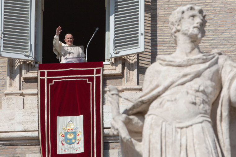 El Papa Francisco confía a San Esteban el cese de las guerras y la libertad religiosa