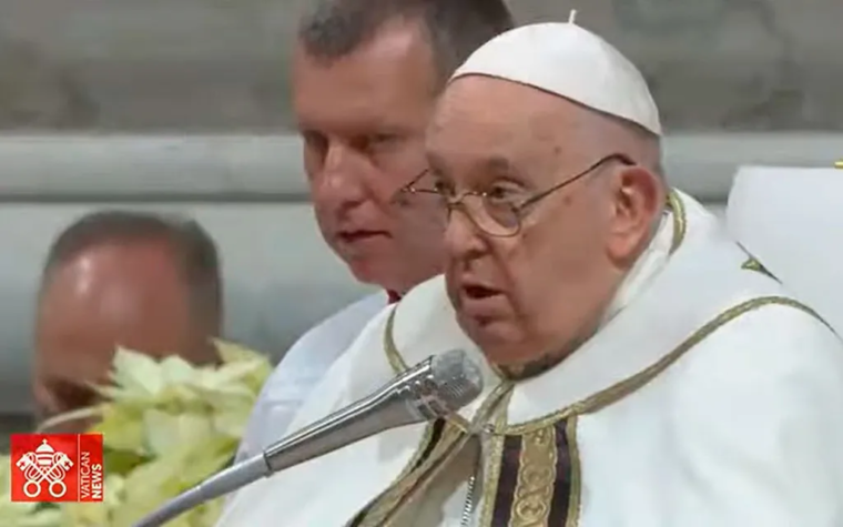 El Papa Francisco: Los Reyes Magos hallaron a Dios en un Niño recostado en el pesebre