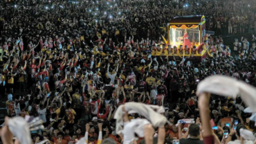 Más de 6 millones participan en procesión del Nazareno Negro en Filipinas