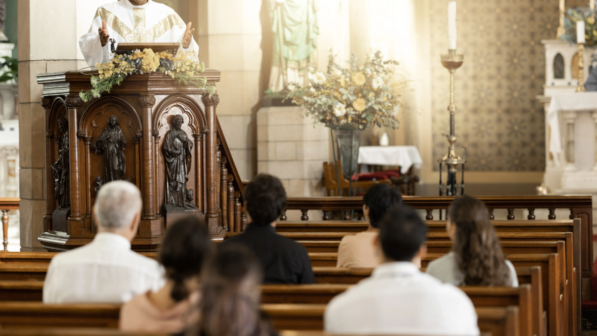 5 ideas católicas para reforzar tu vida de fe en 2024