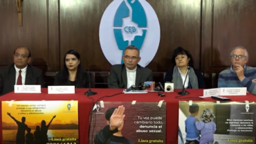 ¿Cómo respondió la Iglesia Católica en Bolivia a las denuncias de abusos contra los Jesuitas?