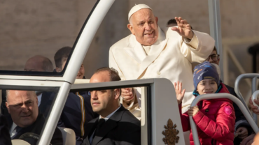 Papa Francisco: El cristiano nunca está sólo, cuenta con la asistencia especial del Espíritu Santo