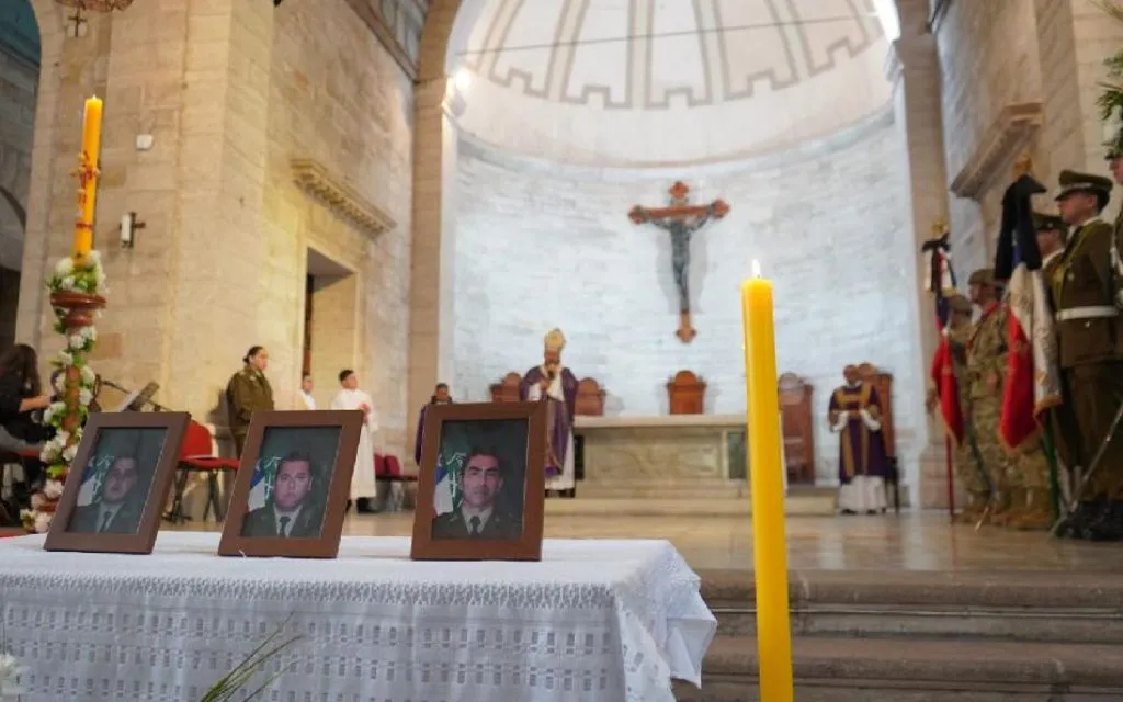 Obispos de Chile expresan su conmoción ante el triple crimen de Carabineros