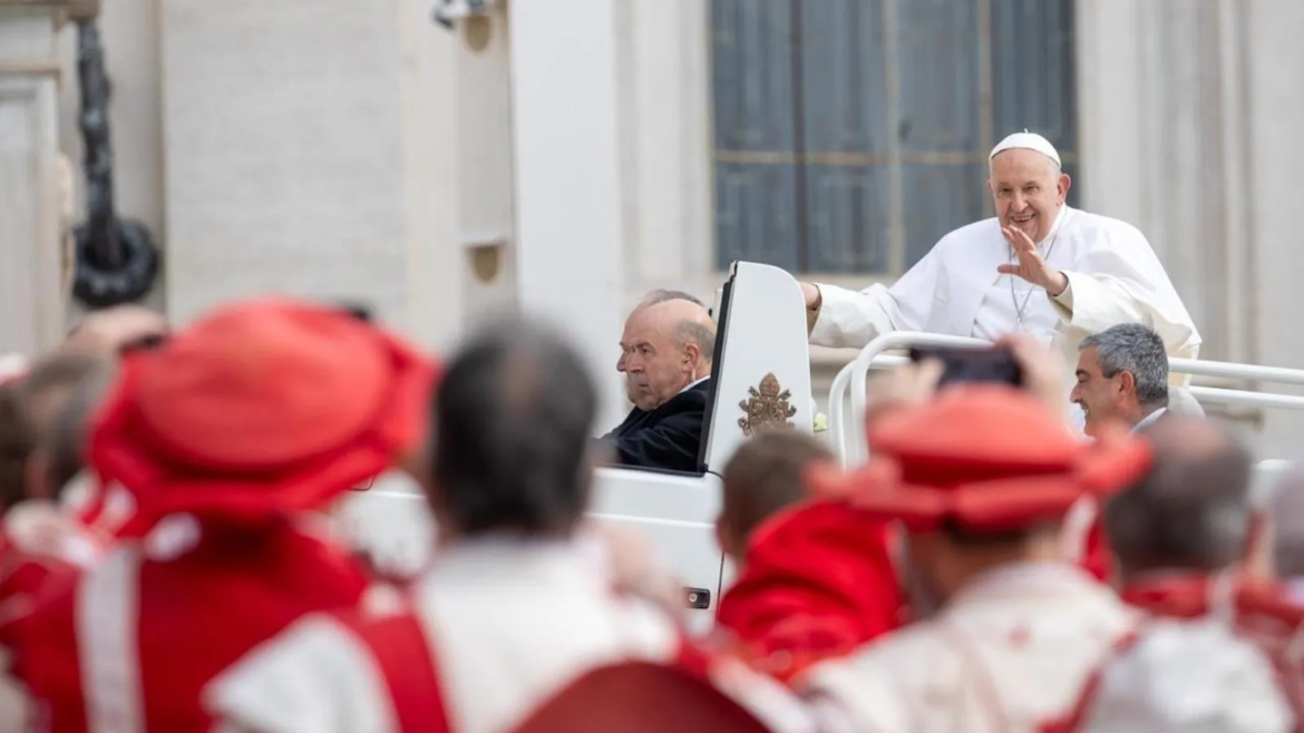 Papa Francisco: Quien tiene esperanza es capaz de atravesar las noches más oscuras