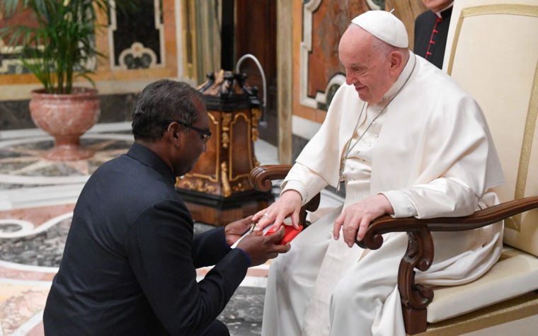 El Papa Francisco pide diversidad en los institutos religiosos: “La uniformidad mata”