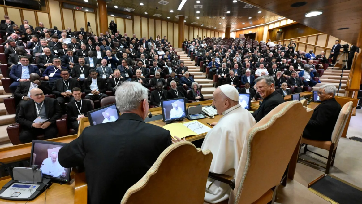 El Papa Francisco se reúne con 300 párrocos en el Vaticano y les da 3 consejos esenciales