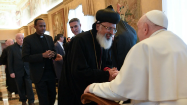 El Papa Francisco afirma que los jóvenes “pueden romper las cadenas del resentimiento” entre católicos y ortodoxos