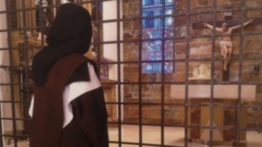 Carmelitas amigas del Papa Francisco tienen que abandonar su convento tras 400 años