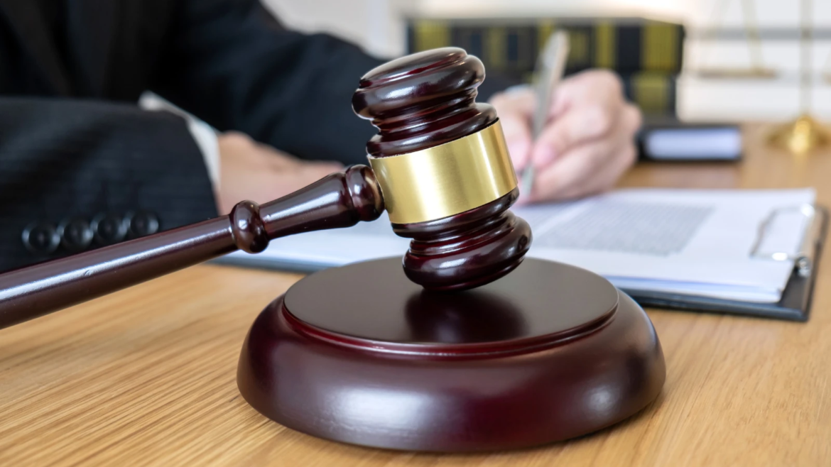 Justicia en Chile declara inocente a sacerdote jesuita denunciado por presunto abuso