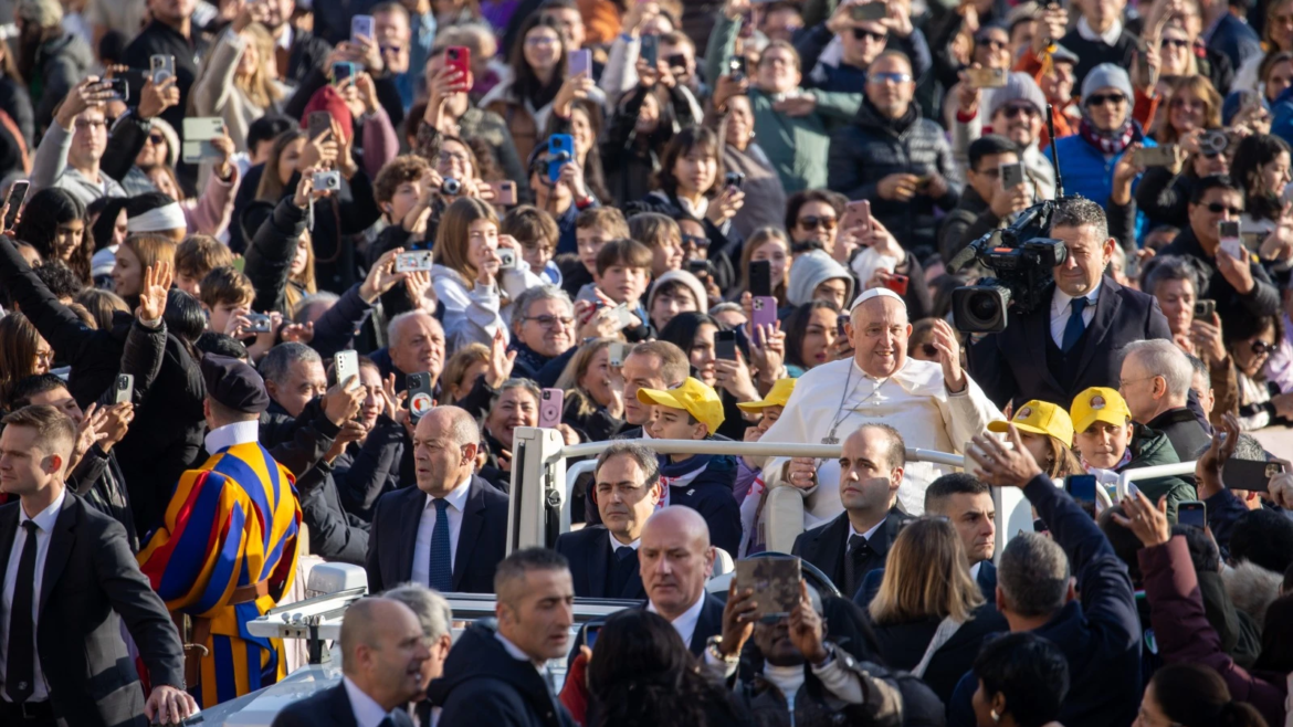 El Vaticano incluye el idioma chino en las audiencias generales del Papa Francisco