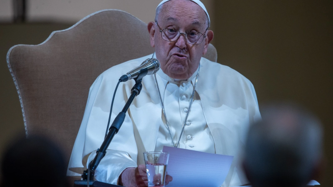 El Papa Francisco pide evitar la “espiritualidad de coca-cola”