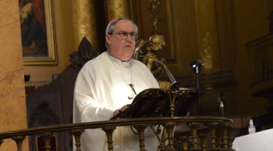 Cardenal argentino pide a gobernantes no comenzar el ajuste de gastos por los más débiles