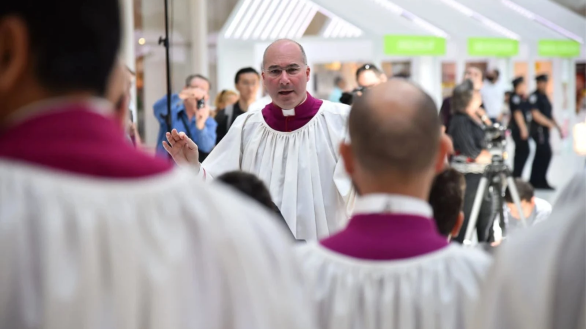 Vaticano: Exdirector y gerente del coro fueron condenados por malversación y abuso de poder