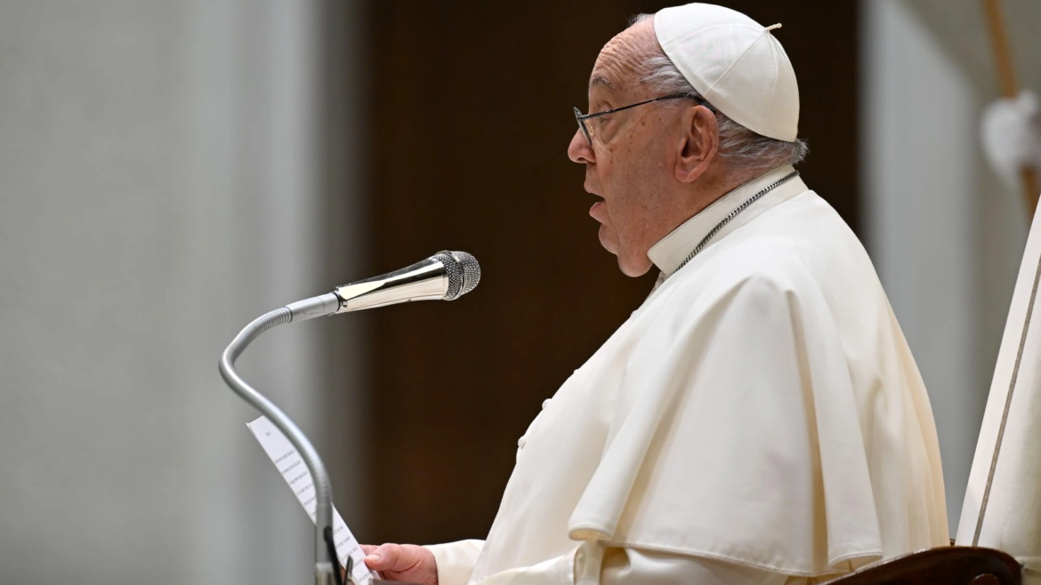 El Papa Francisco pide una solución política en Siria que promueva la unidad