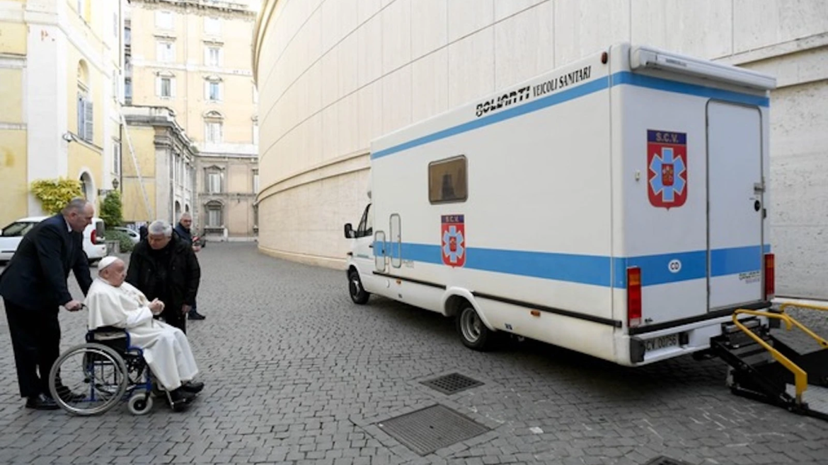 El Papa Francisco entrega a los que sufren la guerra de Ucrania un regalo especial de Navidad