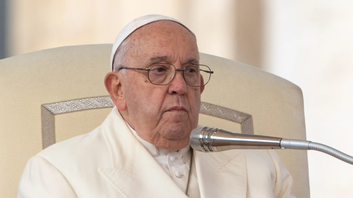 El Papa Francisco rezará el Ángelus desde la Casa Santa Marta debido a problemas de salud