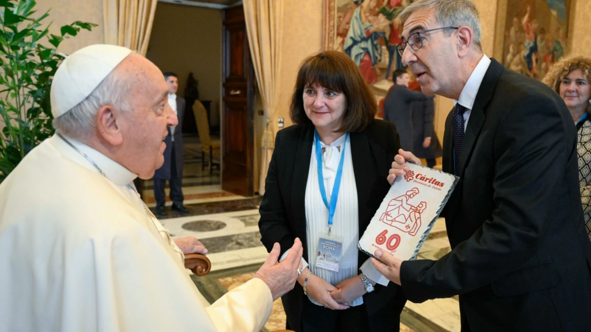 El Papa Francisco agradece a miembros de Cáritas su testimonio y servicio