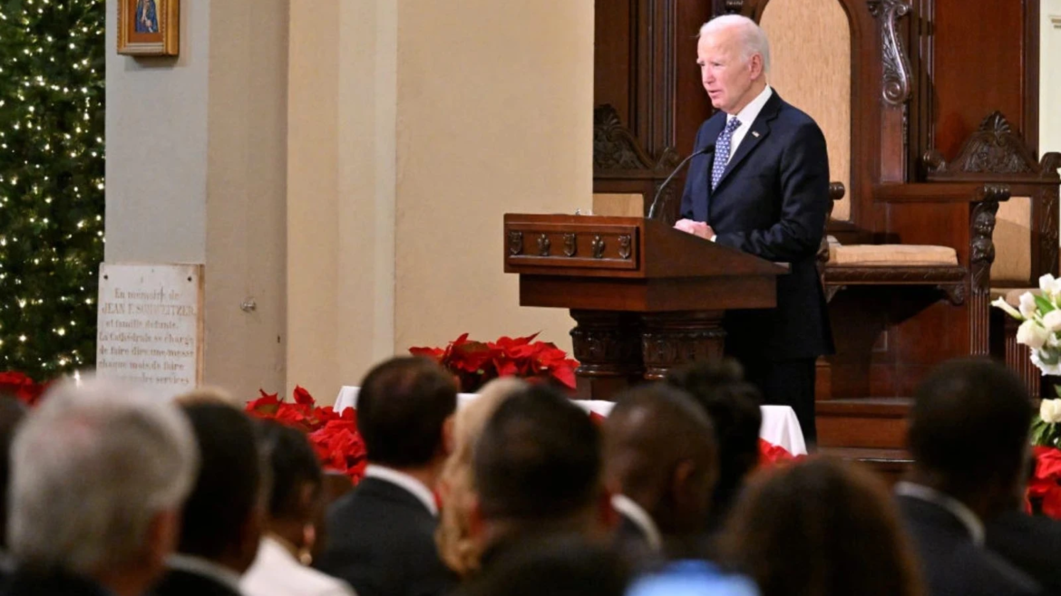 Biden asiste a servicio de oración arquidiocesano por víctimas del ataque terrorista de Nueva Orleans