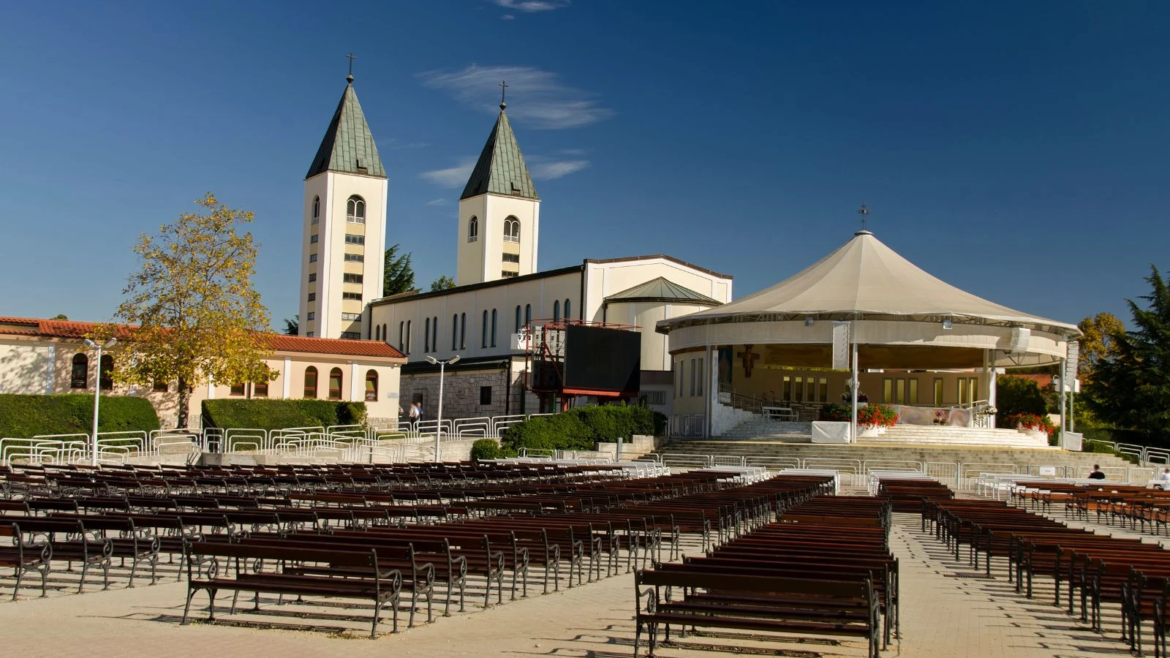 Arzobispo anima a visitar Medjugorje: “Vayan allí porque es un lugar de gracia”