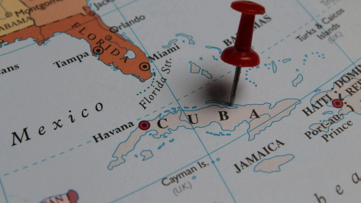 La Casa Blanca eliminará a Cuba de lista de países terroristas ante esfuerzos del Vaticano por liberar prisioneros