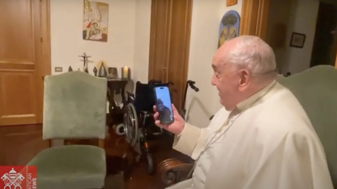 La video llamada del Papa Francisco con católicos en Gaza tras la tregua en Tierra Santa