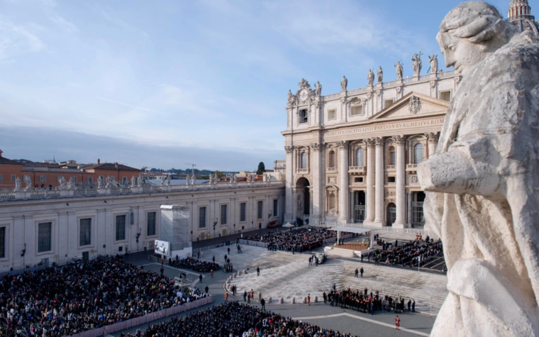 Los últimos seis papas en una imagen: la IA bajo la lupa del Vaticano