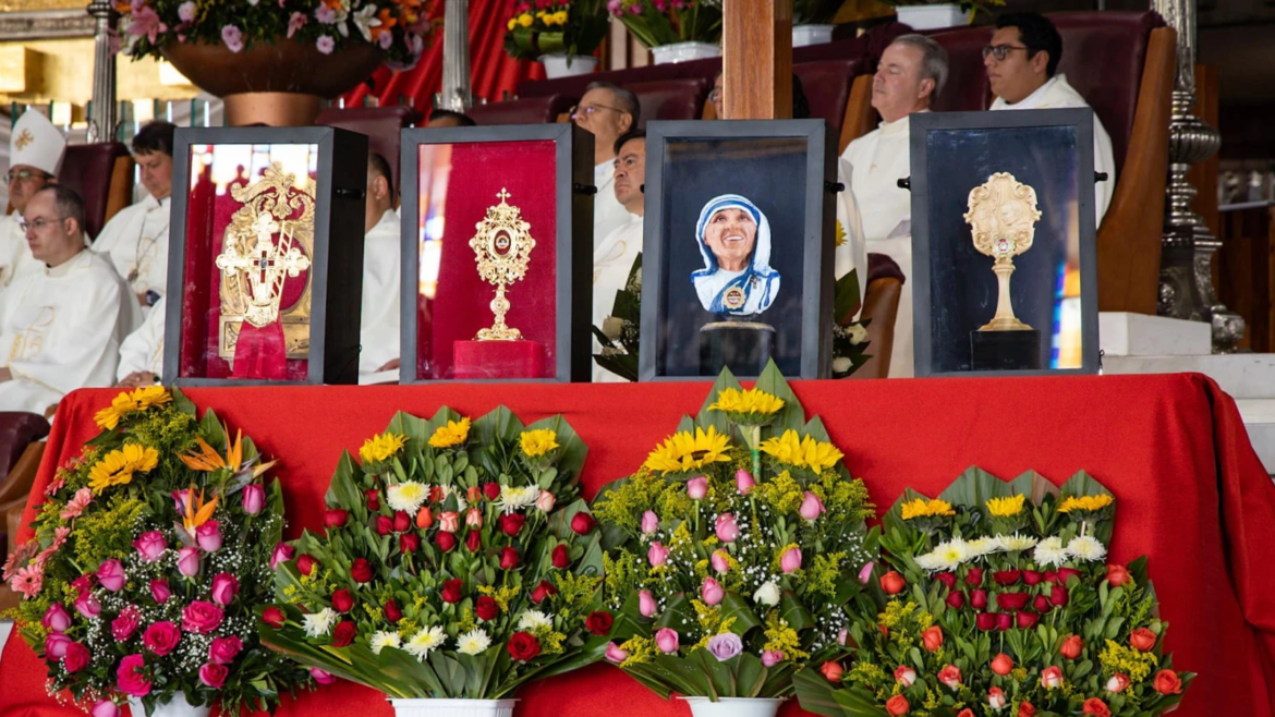 Astillas de la Cruz de Cristo y reliquias de santos recorrerán la Ciudad de México