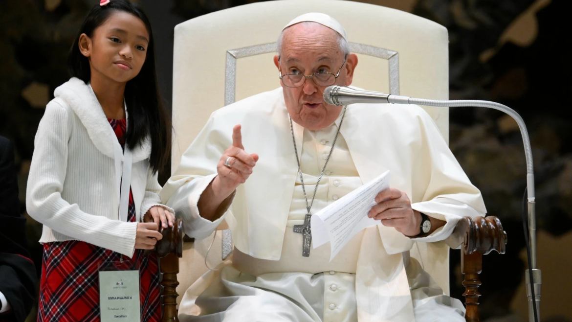 La reina Rania de Jordania y Al Gore participarán en congreso del Vaticano sobre los derechos de los niños