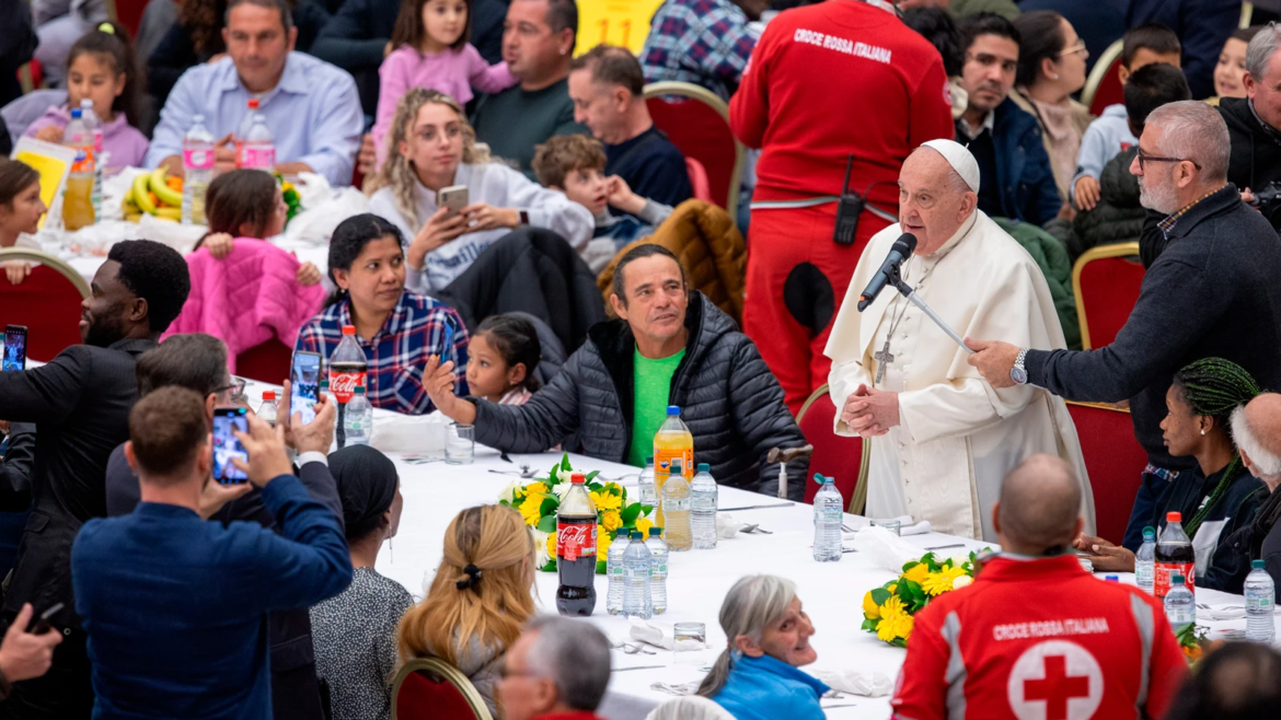El Vaticano en 2024: Un año de proyección global y ambigüedad estratégica