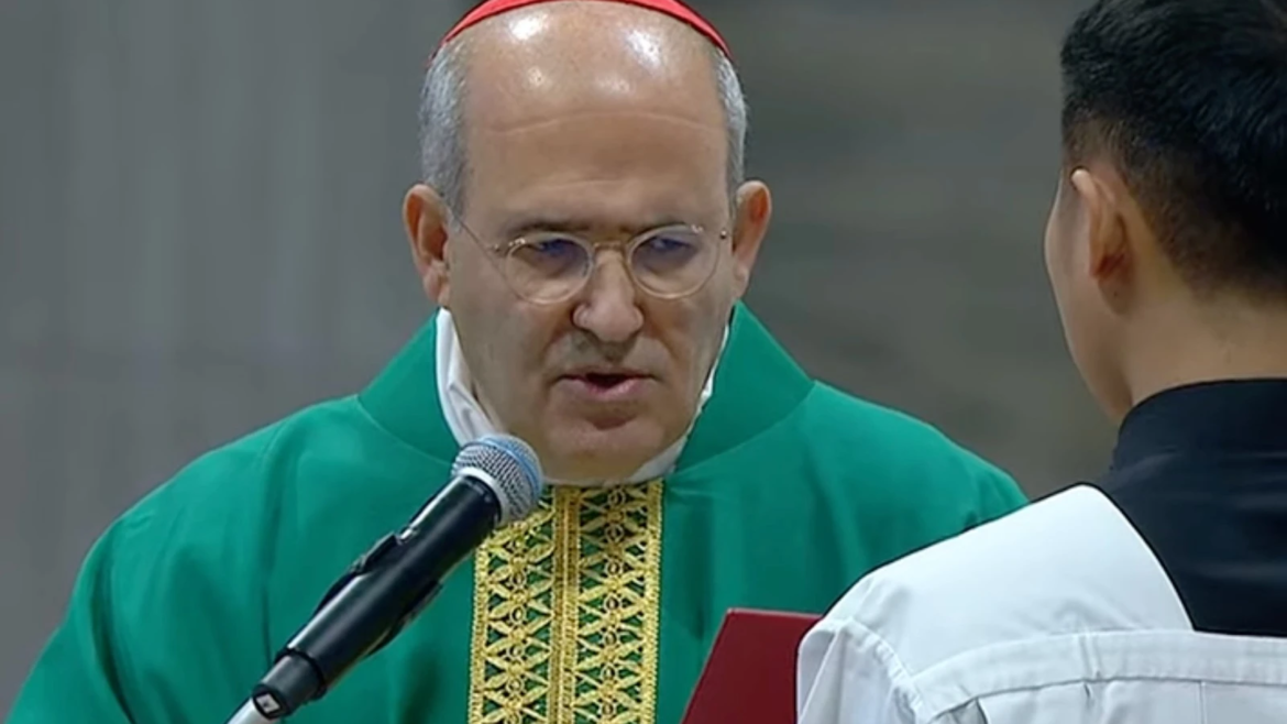 El Cardenal Mendonça pide oraciones por la salud del Papa Francisco hospitalizado con bronquitis