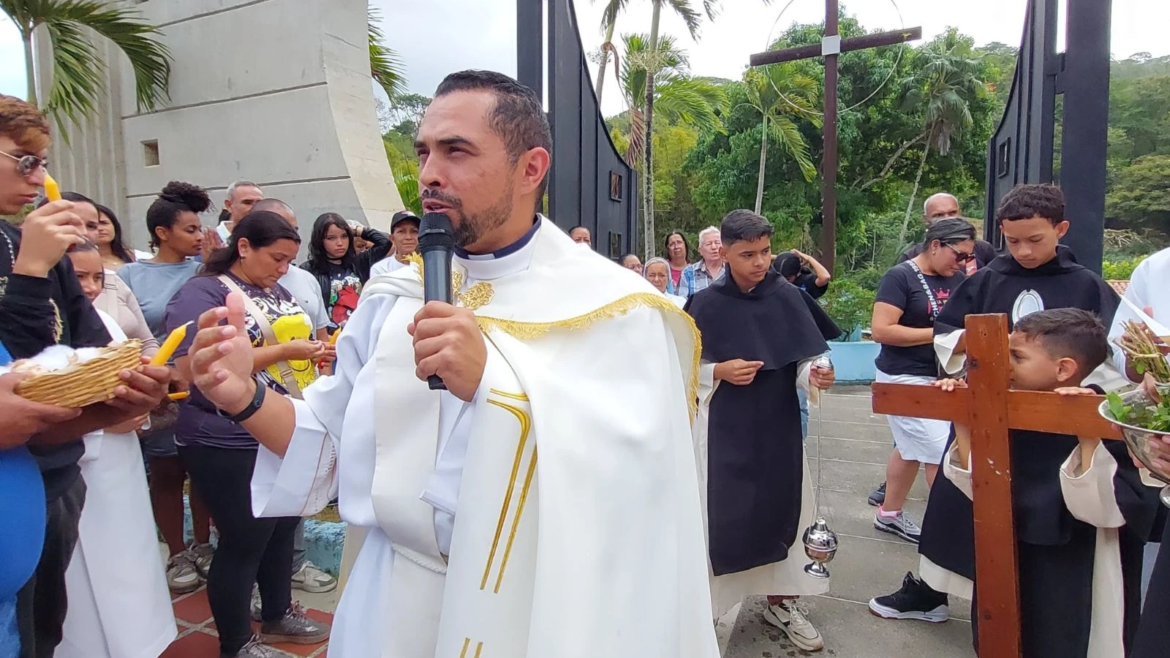 Cientos de venezolanos ganan indulgencias en el “Lourdes de América” con motivo del Jubileo 2025