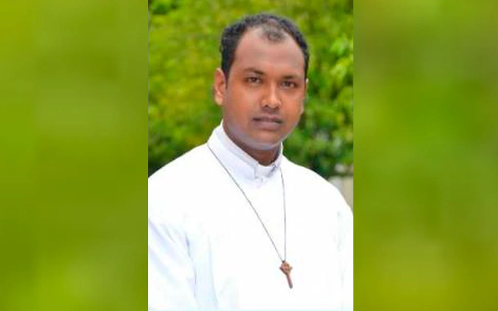 Asesinan a sacerdote de 44 años en medio de la guerra civil en Myanmar