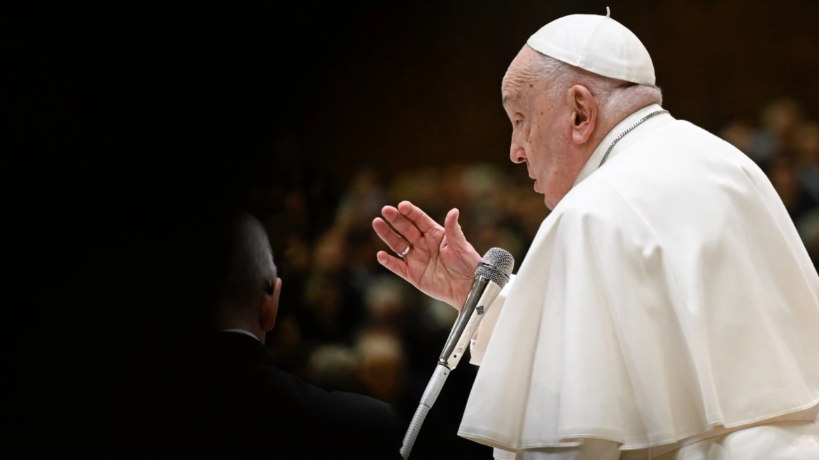 Papa Francisco: pobres y extranjeros, entre los primeros invitados a encontrarse con Dios