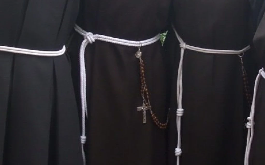 Abadesa clarisa critica la orden del Papa Francisco de cerrar los conventos de menos de 5 monjas