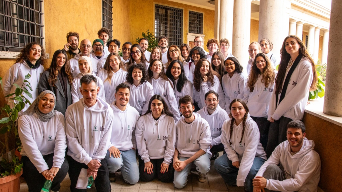 Jóvenes cristianos, musulmanes y judíos desde el Vaticano: “Hay posibilidad de convivir en paz”