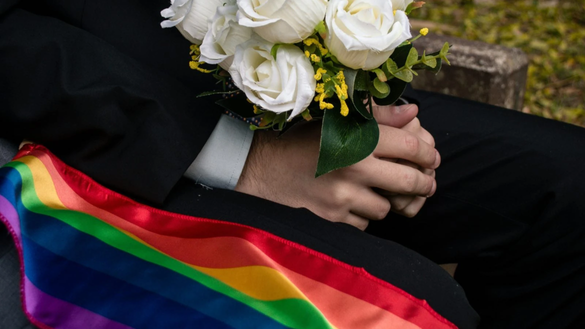 ¿Puede un católico asistir a una boda entre personas del mismo sexo?