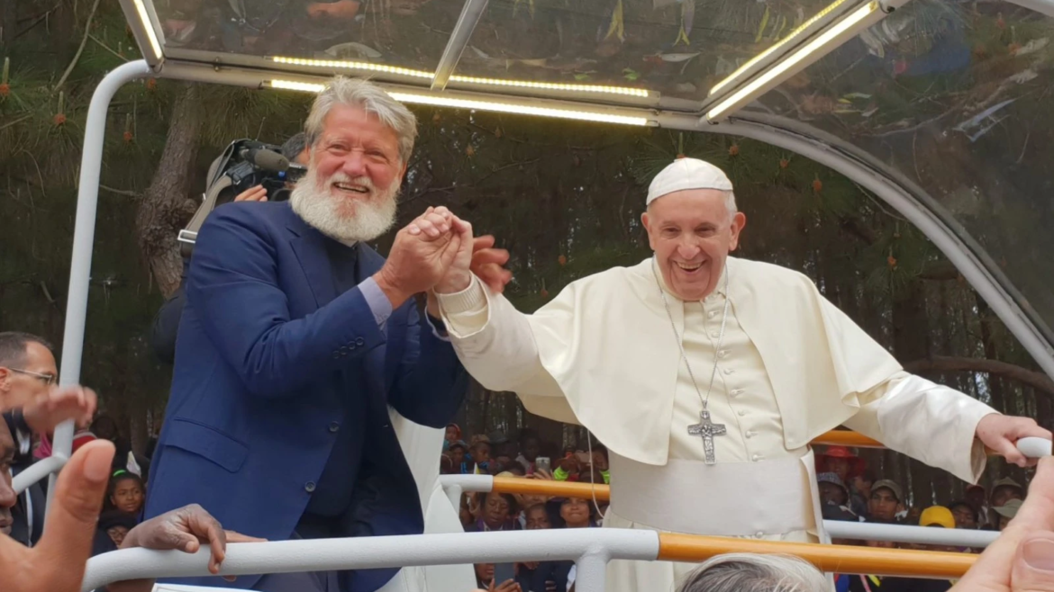 El amigo del Papa Francisco y misionero en Madagascar: “Seguimos rezando por un milagro”