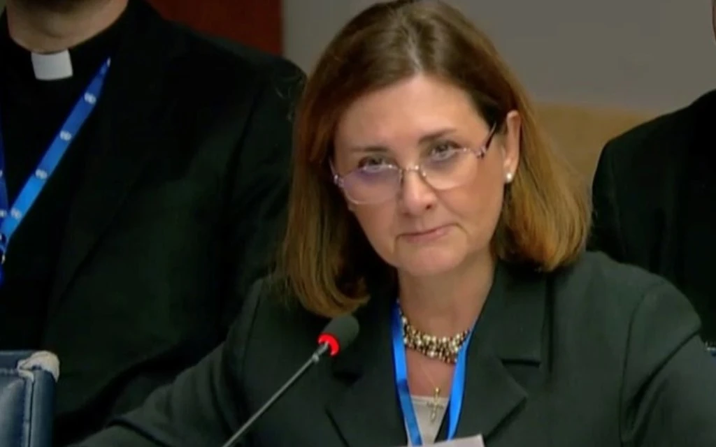 Responsable vaticana pide en la ONU más políticas de conciliación que apoyen a las madres