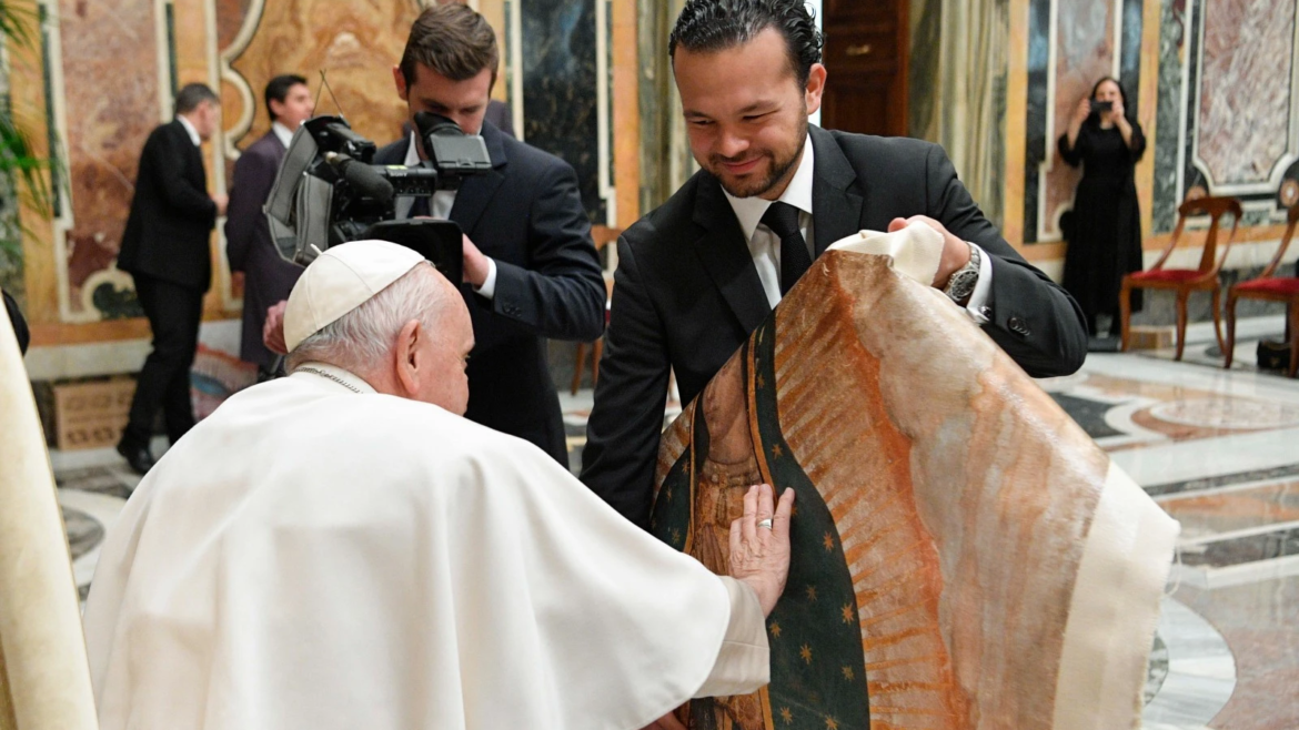 Aumenta la popularidad del Papa Francisco en México, especialmente entre los jóvenes