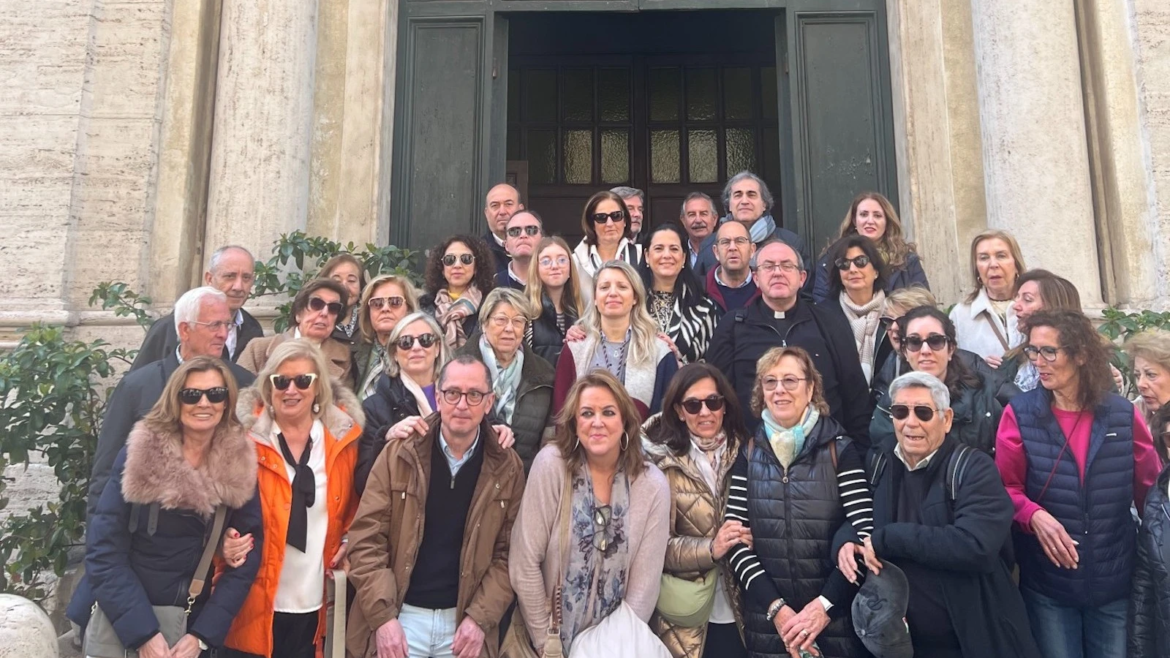 Peregrinos de España viajan a Roma en honor a la Virgen del Rocío y Santa Ángela de la Cruz