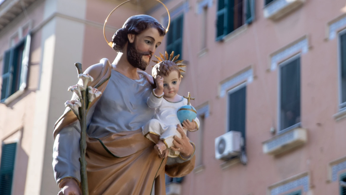 7 favores especiales que puedes recibir al acudir a San José