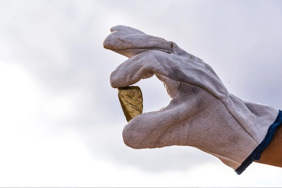 Obispos de El Salvador recogen 150.000 firmas para pedir la prohibición de la minería metálica