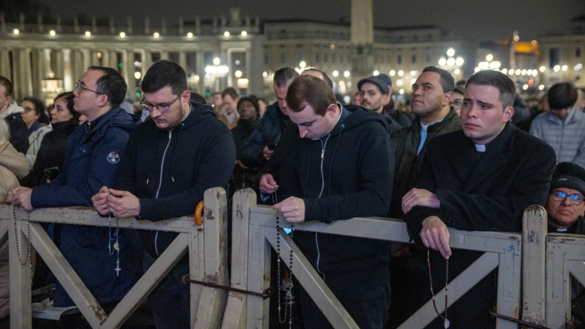 El Papa Francisco sufre una “crisis aislada de broncoespasmo”