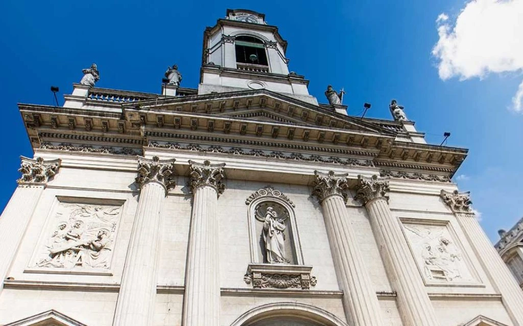 Rezarán un rosario por el Papa Francisco en las calles que lo vieron crecer