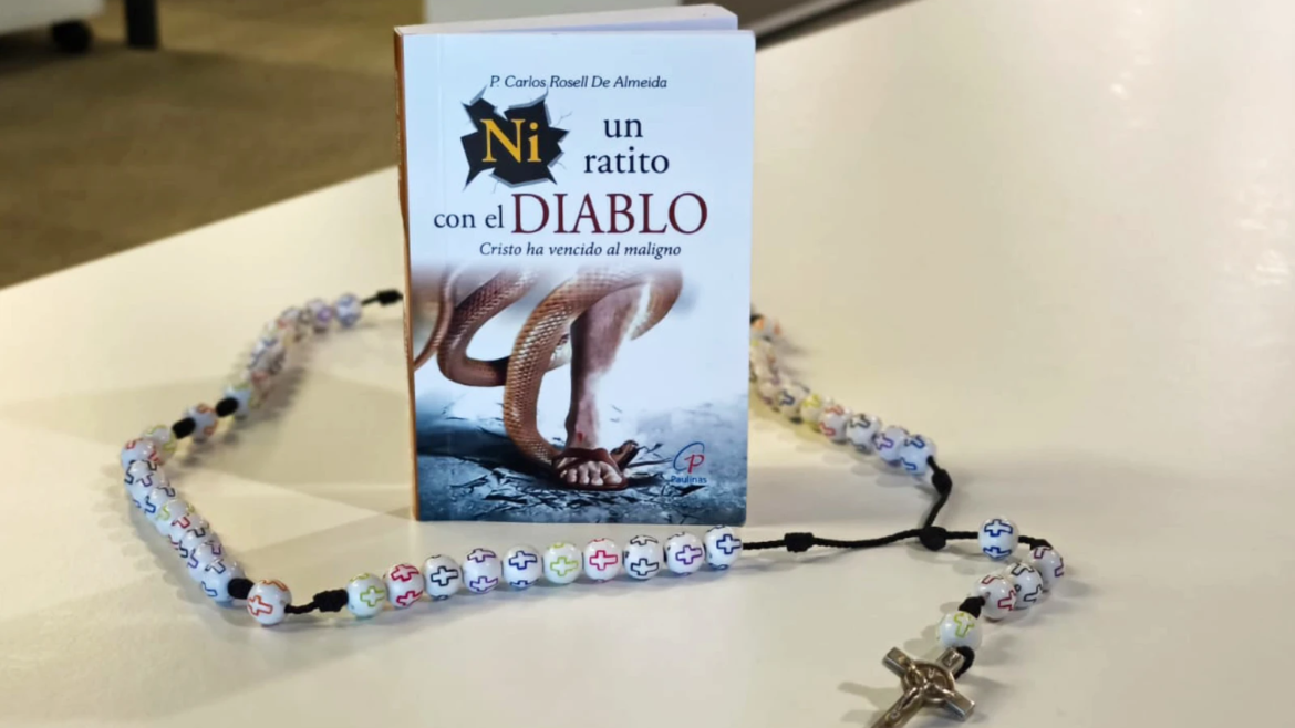 “Ni un ratito con el diablo”: Nuevo libro advierte que el demonio “no es un mito” y explica cómo vencerlo