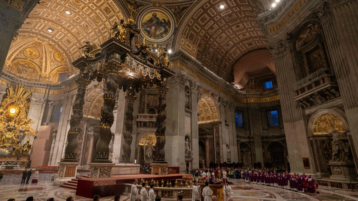 La Basílica de San Pedro expondrá el Viernes Santo la reliquia de la Santa Cruz para su veneración